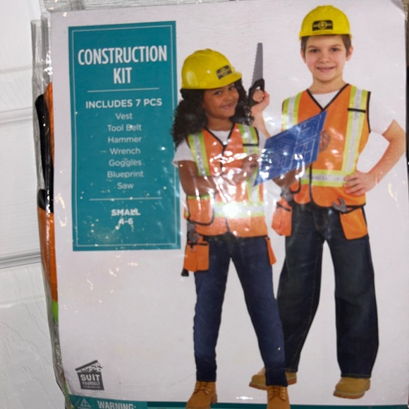 NEW Kids Construction Kit with Vest and Tools size 4-6 - Picture 1 of 3